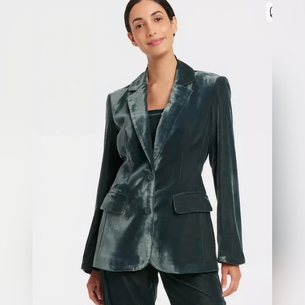 a new day Velvet Blazer in Dark Green
